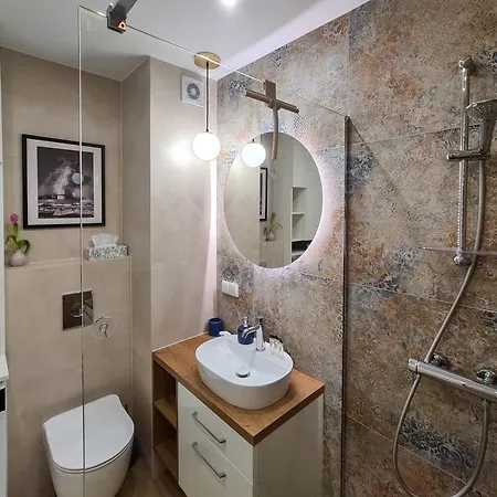 Zurawi Zakatek Apartman *